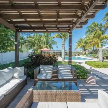 Beach Living At Island Pine Villas Blf